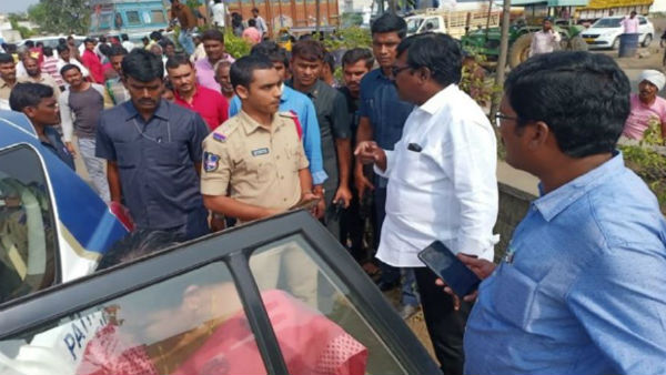 Telangana minister Puvvada Ajay Kumar gave lift to injured persons by road accident in his convoy Telangana minister Puvvada Ajay Kumar gave lift to injured persons by road accident in his convoy