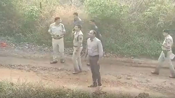 ఎన్ కౌంటర్ ఎలా జరిగిందంటూ..