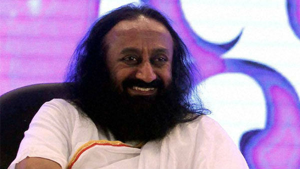 లక్ష మందికి పైగా..