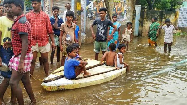 హెల్ప్లైన్ నెంబర్లు ఏర్పాటు చేసిన ప్రభుత్వం