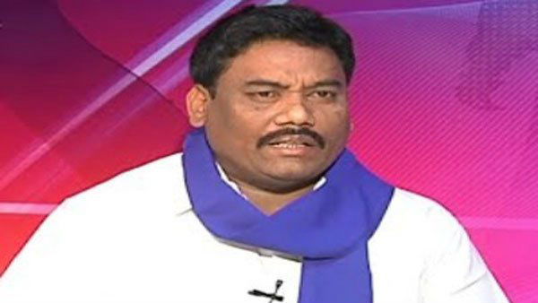 తిన్నింటి వాసాలు లెక్కించే..