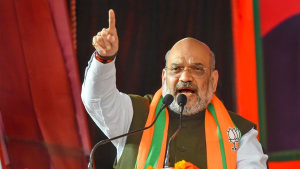 ఎంపీలపై కేసు