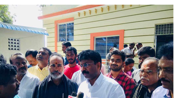 Chie Minister of AP YS Jagan to launch Amma Vodi in Chittoor on January 9, officials make arrangements Chie Minister of AP YS Jagan to launch Amma Vodi in Chittoor on January 9, officials make arrangements