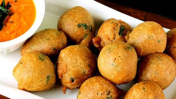 వేడి వేడిగా ఉన్నాయని !