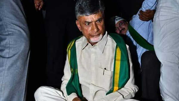 వైజాగ్ రాజధాని అయితే రాయలసీమ వాసులకు తీవ్ర ఇబ్బంది అన్న టీడీపీ అధినేత