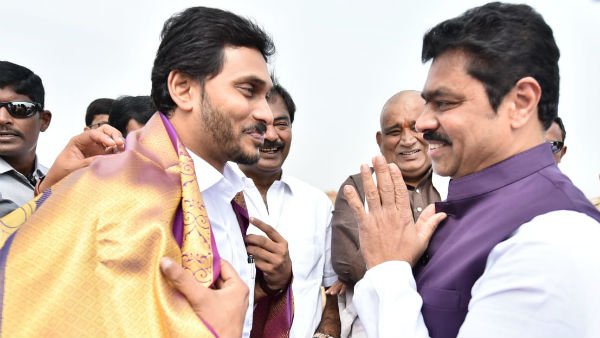 జగన్ కు సీఎం రమేష్ దగ్గర కావాలనుకున్న కారణం ఇదే