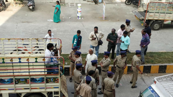నినాదాలతో మారుమోగుతున్న గ్రామాలు..