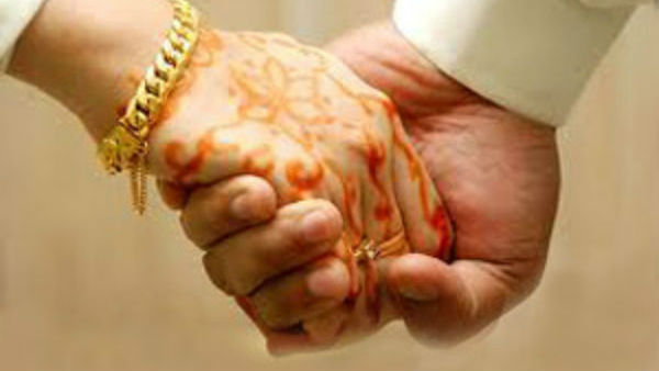 భార్యకు గ్రామంలో పట్టు
