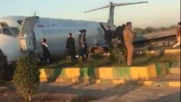 Iranian flight exited runway when landing in the airport of Mahshahr Port city, Iranian flight exited runway when landing in the airport of Mahshahr Port city,
