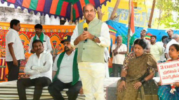 ఒక్క కులం వారినే జగన్ టార్గెట్ చేశారు