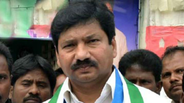 సినిమా సెట్టింగ్గా?