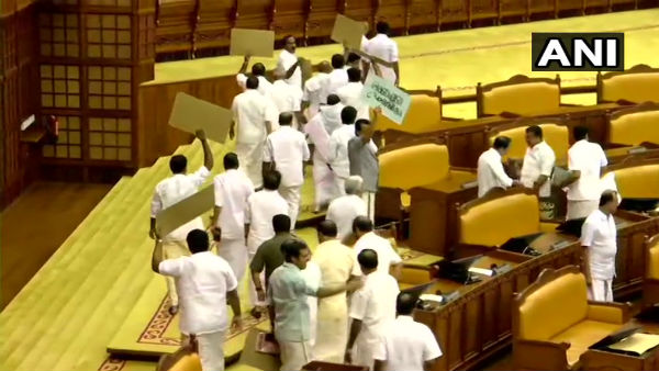 మంత్రివర్గం రూపొందించే ప్రసంగ పాఠంలో