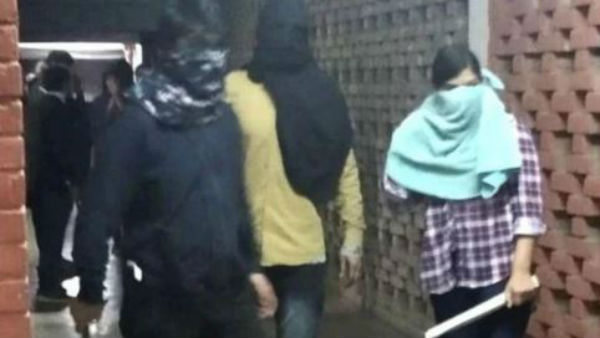 విద్యార్థుల వాంగ్మూలం