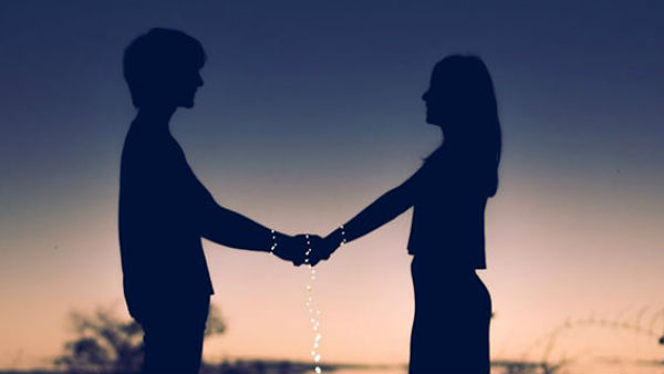 కాలేజ్ కు వెళ్లిన అమ్మాయి మాయం