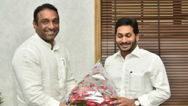 ఆర్థిక నిపుణులు ఏమంటున్నారు..?