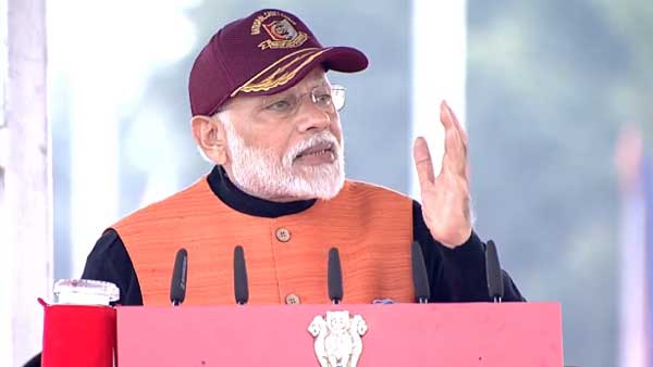కాంగ్రెస్ను టార్గెట్గా చేసుకుని..