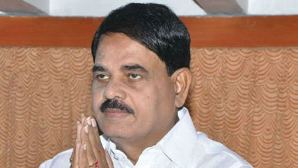 తండ్రి అధికారాన్ని అడ్డుపెట్టుకుని..