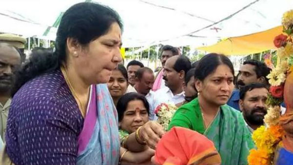 ఇల్లందులో ప్రచారంలో పాల్గొన్న సత్యవతి రాథోడ్