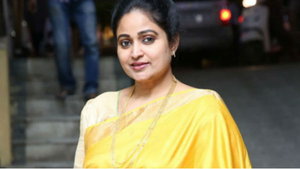 పిచ్చిపిచ్చిగా మాట్లాడొద్దు..