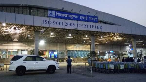 Coronavirus: Advisory issued to Vizag airport in Andhra Pradesh Coronavirus: Advisory issued to Vizag airport in Andhra Pradesh