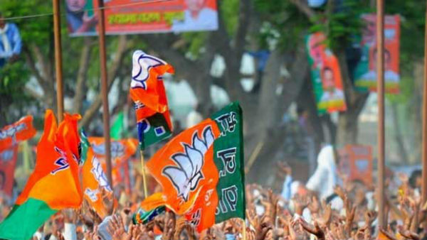 ముస్లిం సామాజిక వర్గం తమవైపే ఉంటారన్న ధీమా