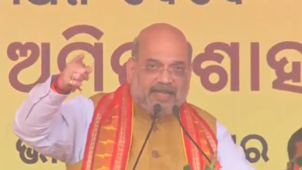 ప్రతిపక్షాలను నమ్మకండి..