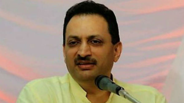 మహాత్ముడంటే మంట..