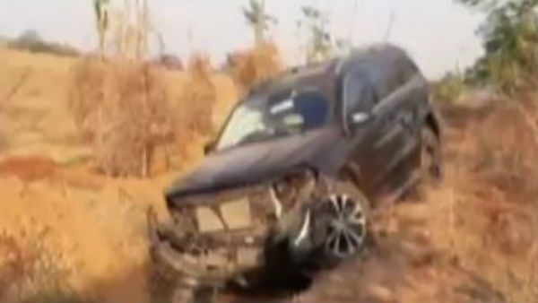 brother anil kumar car met with accident in krishna district brother anil kumar car met with accident in krishna district