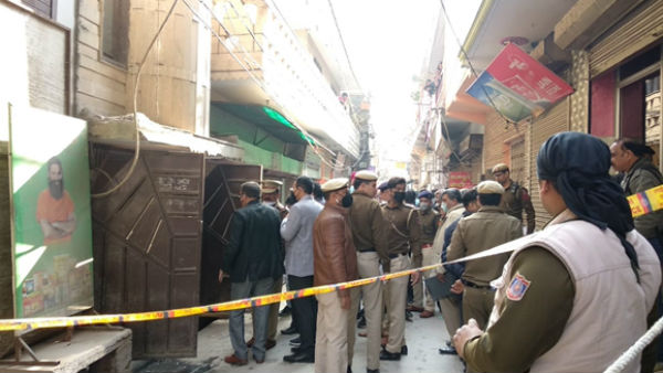 Bodies of five found inside home in Bhajanpura, police begin investigation Bodies of five found inside home in Bhajanpura, police begin investigation