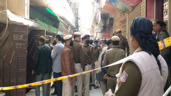 Bodies of five found inside home in Bhajanpura, police begin investigation Bodies of five found inside home in Bhajanpura, police begin investigation
