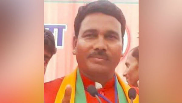 రైతుపై దాడి చేసిన గ్రామస్తులు..సర్పంచ్ అరెస్టు