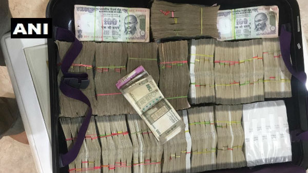 300 కోట్లు రాబట్టిన విజిల్..