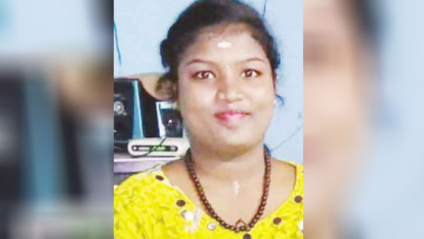 కాలేజ్ అమ్మాయి ఎంట్రీ