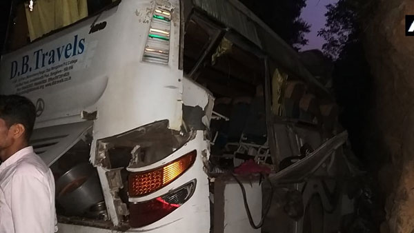 Karnataka: 9 tourists dead after tourist bus rams into mountain in Udupi Karnataka: 9 tourists dead after tourist bus rams into mountain in Udupi