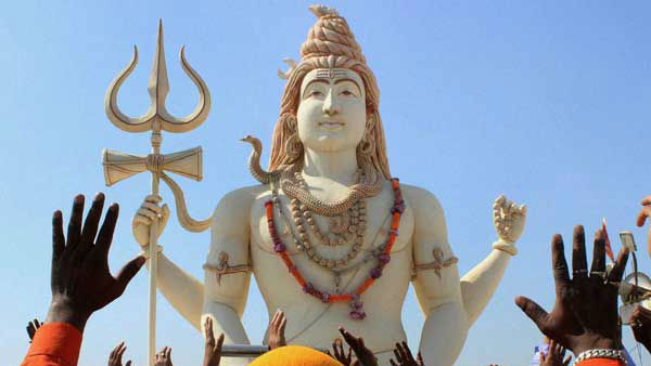 రామప్ప దేవాలయంలో ఘనంగా శివరాత్రి