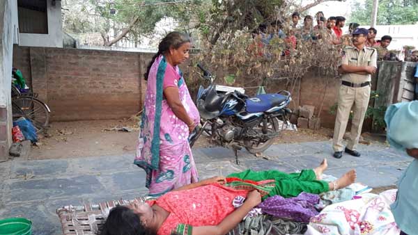 ఇంటికొచ్చిన పిల్లలు..