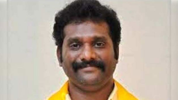 చంద్రబాబు ఖాతాలో పెద్ద కుంభకోణాలే..