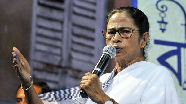 ఢిల్లీ అల్లర్లు కలచివేస్తున్నాయన్న మమతా..