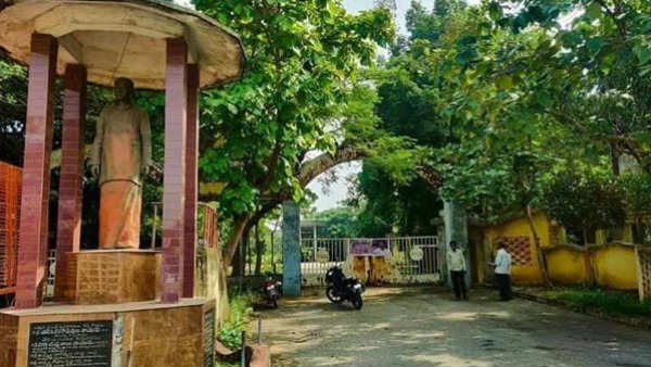 కోట్లాది రూపాయలతో పాల కొనుగోలు కంటే..