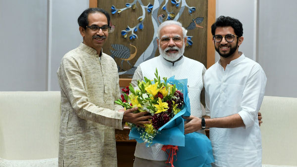 maharashtra Uddhav Thackeray met PM narendra Modi maharashtra Uddhav Thackeray met PM narendra Modi