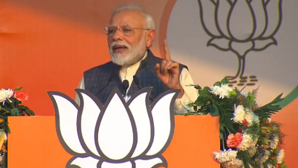 ఢిల్లీ వైభవంను కాంగ్రెస్ ఆప్ ప్రభుత్వాలు నాశనం చేశాయి