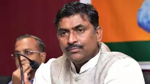 ycp tdp dna are same bjp leader muralidhar rao ycp tdp dna are same bjp leader muralidhar rao