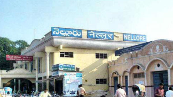 కొండ బిట్రగుంట దేవస్థానానికి చెందిన రథం..