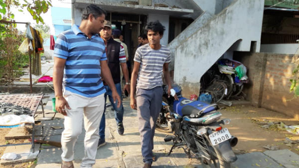 డ్రామాలాడిన కుమారస్వామి..