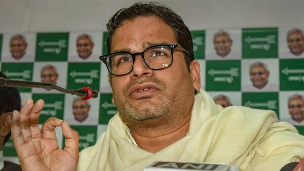 గాంధీ-గాడ్సే కలయిక సాధ్యపడదు..