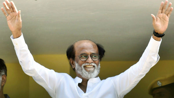 రజినీకాంత్ పార్టీ ఏర్పాటు..
