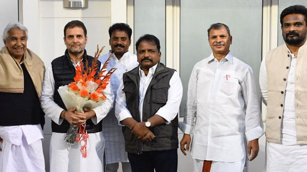 రాష్ట్ర రాజకీయాలపై..