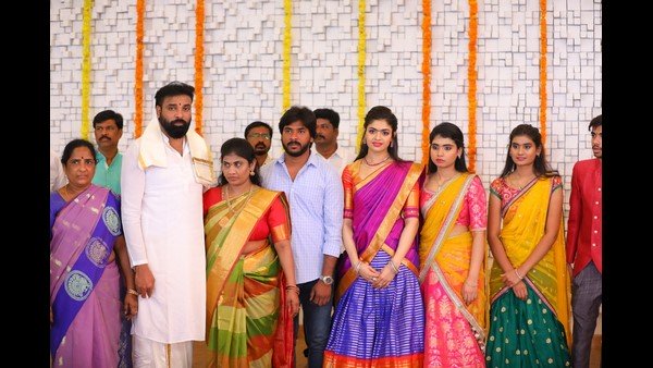 9 రోజులు పెళ్లి వేడుకలు