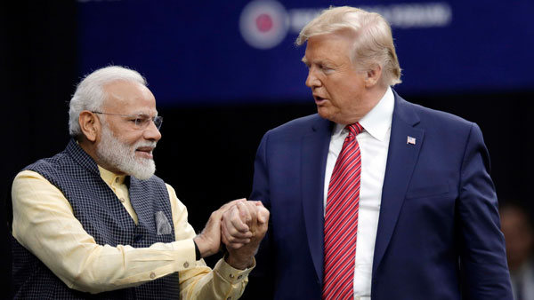 గాంధీజీ గదిలోకి..