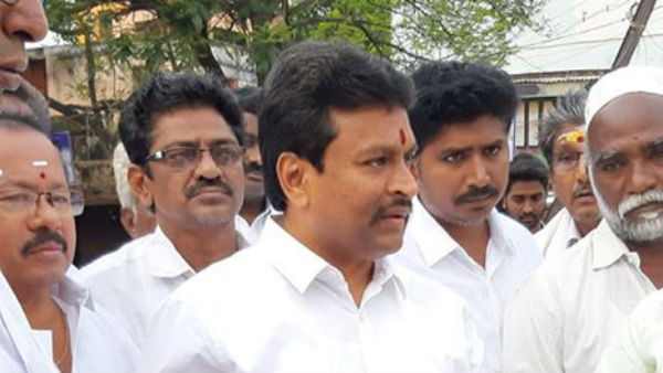 చంద్రబాబు దగ్గర లక్షకోట్లు..